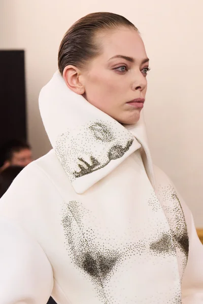 Look 5